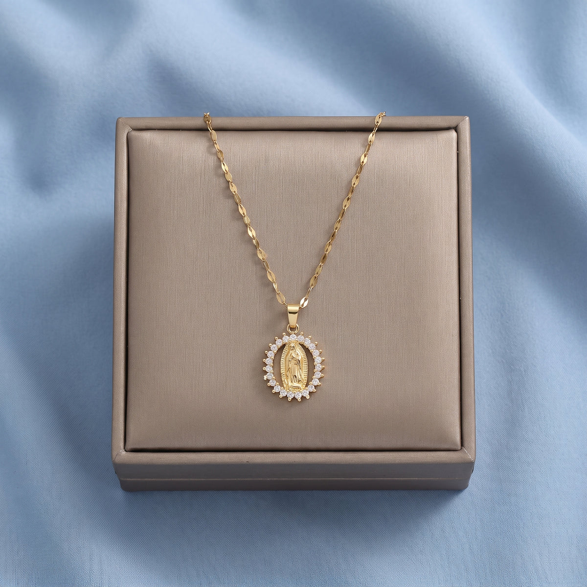 Collar Religioso de la Virgen María